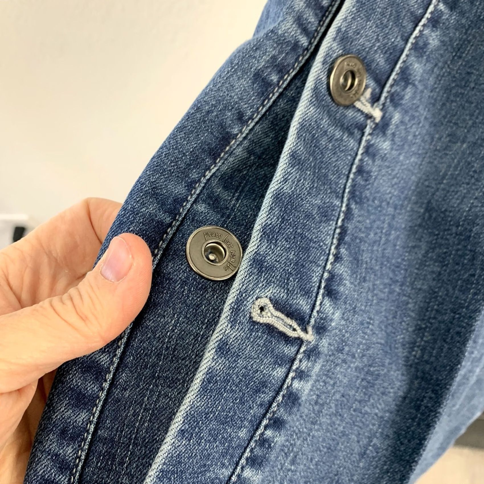 Vintage Peace Love World Women's Size 2 Blue Denim Jeans Wide Leg Button Side Seams Modern Peace Size 26" / US 2 / IT 38 - 3 Thumbnail