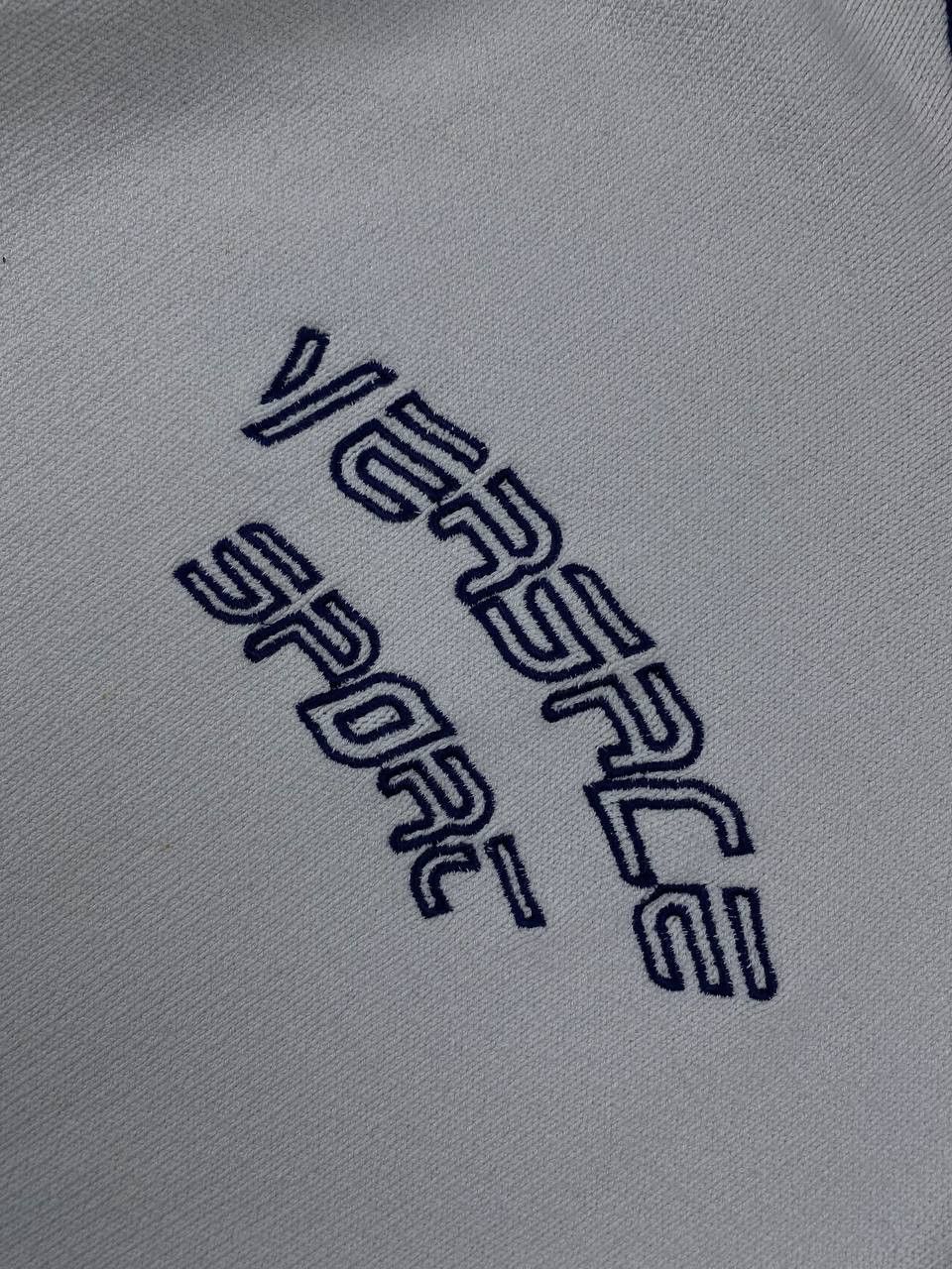 Versace Vintage Versace Sport Knit Sweater Big Logo Men Size M White Size US M / EU 48-50 / 2 - 2 Thumbnail