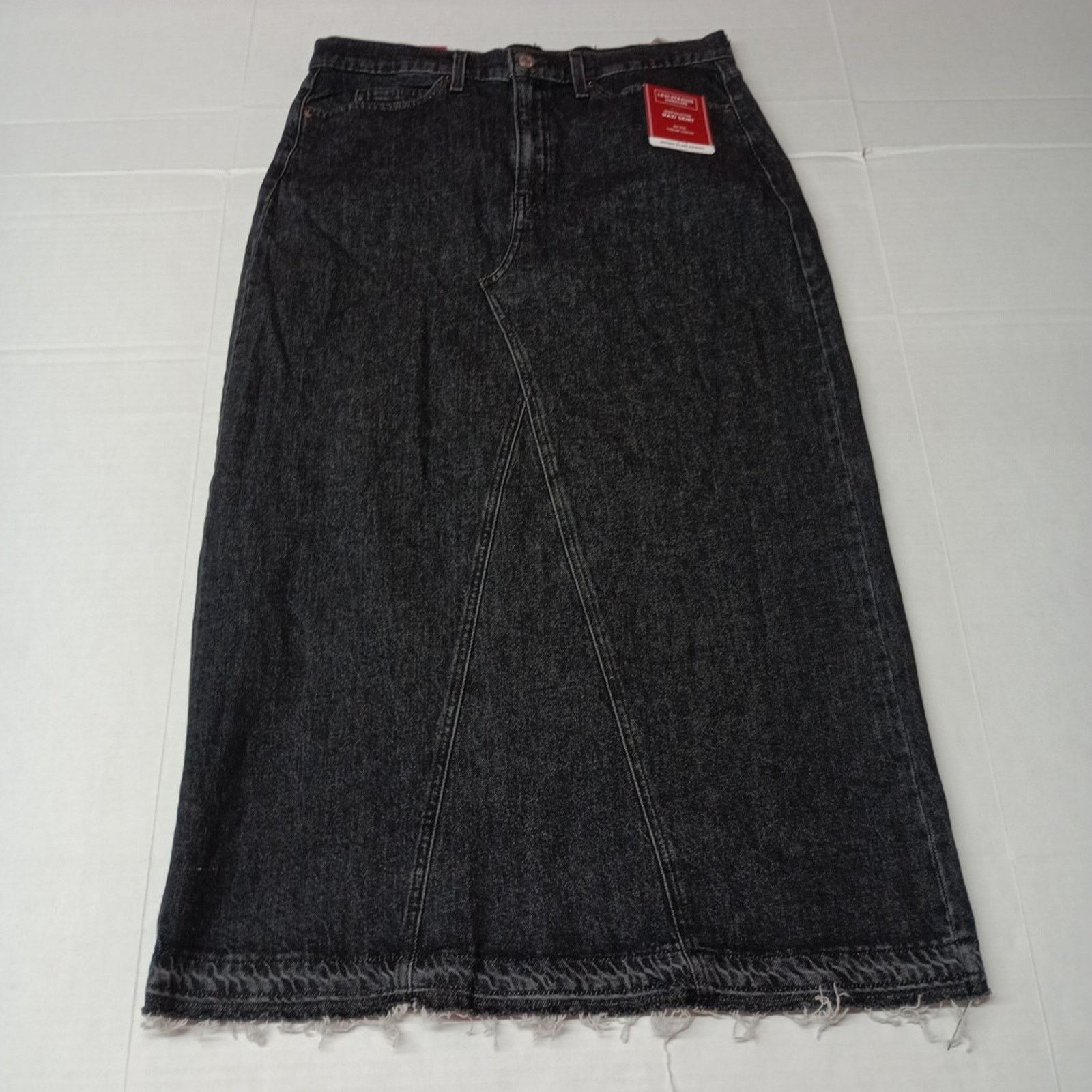 Levi's Levi Strauss Signature Mid Rise Black Maxi Skirt Size 10 W30 Size 30" / US 8 / IT 44 - 9 Thumbnail