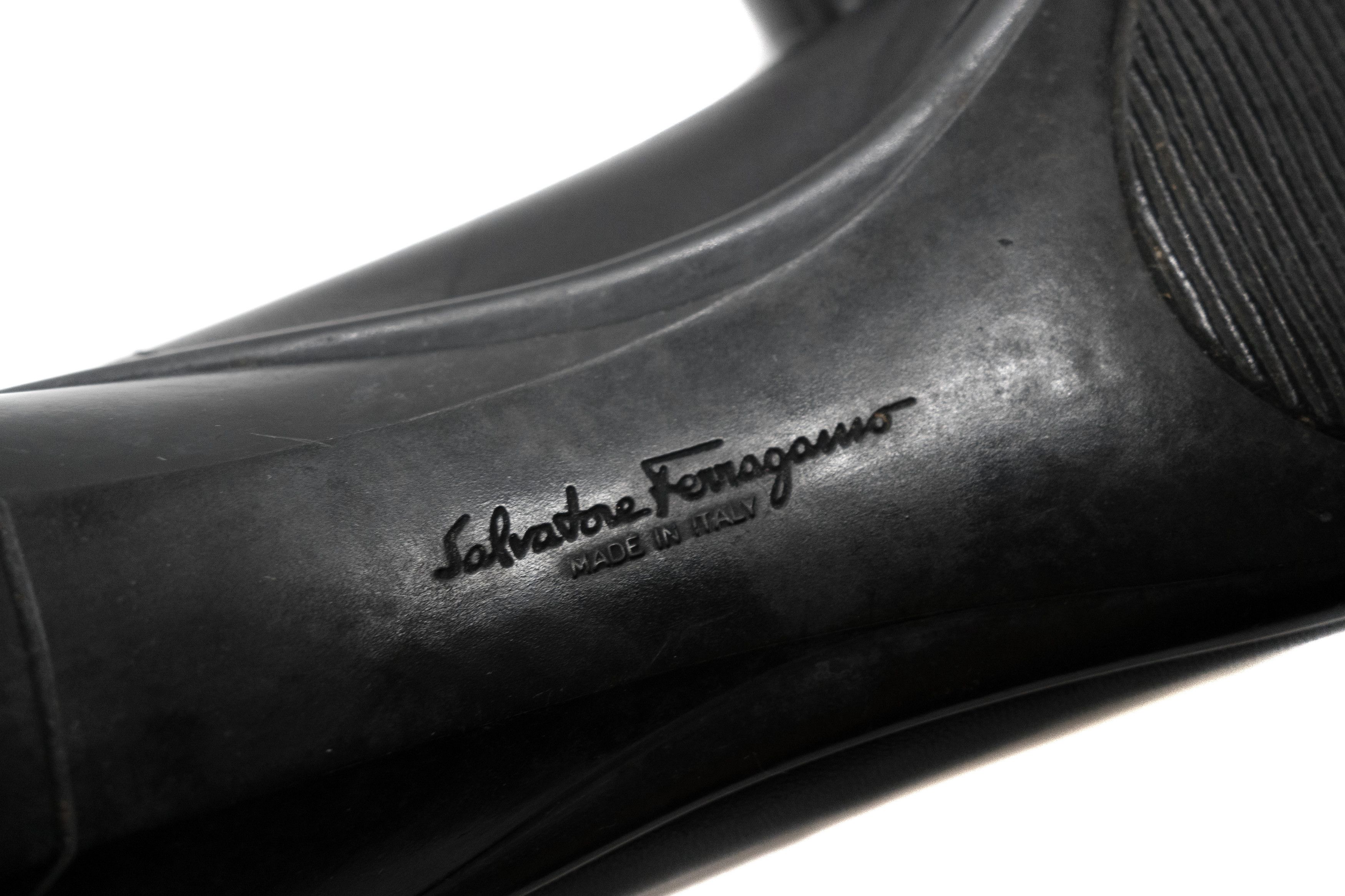 Salvatore Ferragamo Boutique Leather Low Wedge Heel Pumps with Elastic Panel Toe Size US 7 / IT 37 - 7 Thumbnail