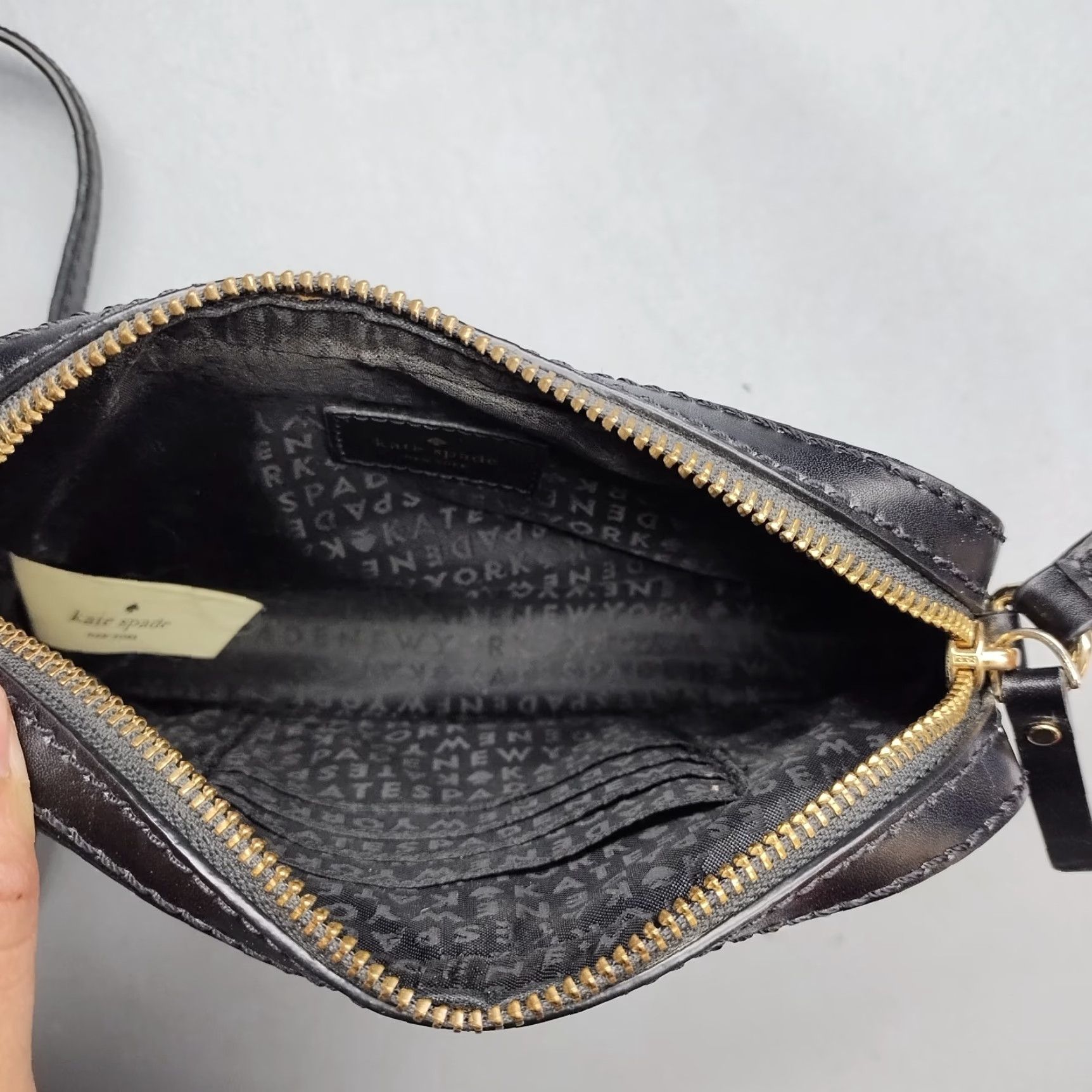 Vintage kate spade new york Ivy Street Clover Crossbody Bag Womens Black Silver Adjustable Strap Crossbody Bag Womens Small Black & Silver 90s style Size ONE SIZE - 7 Thumbnail