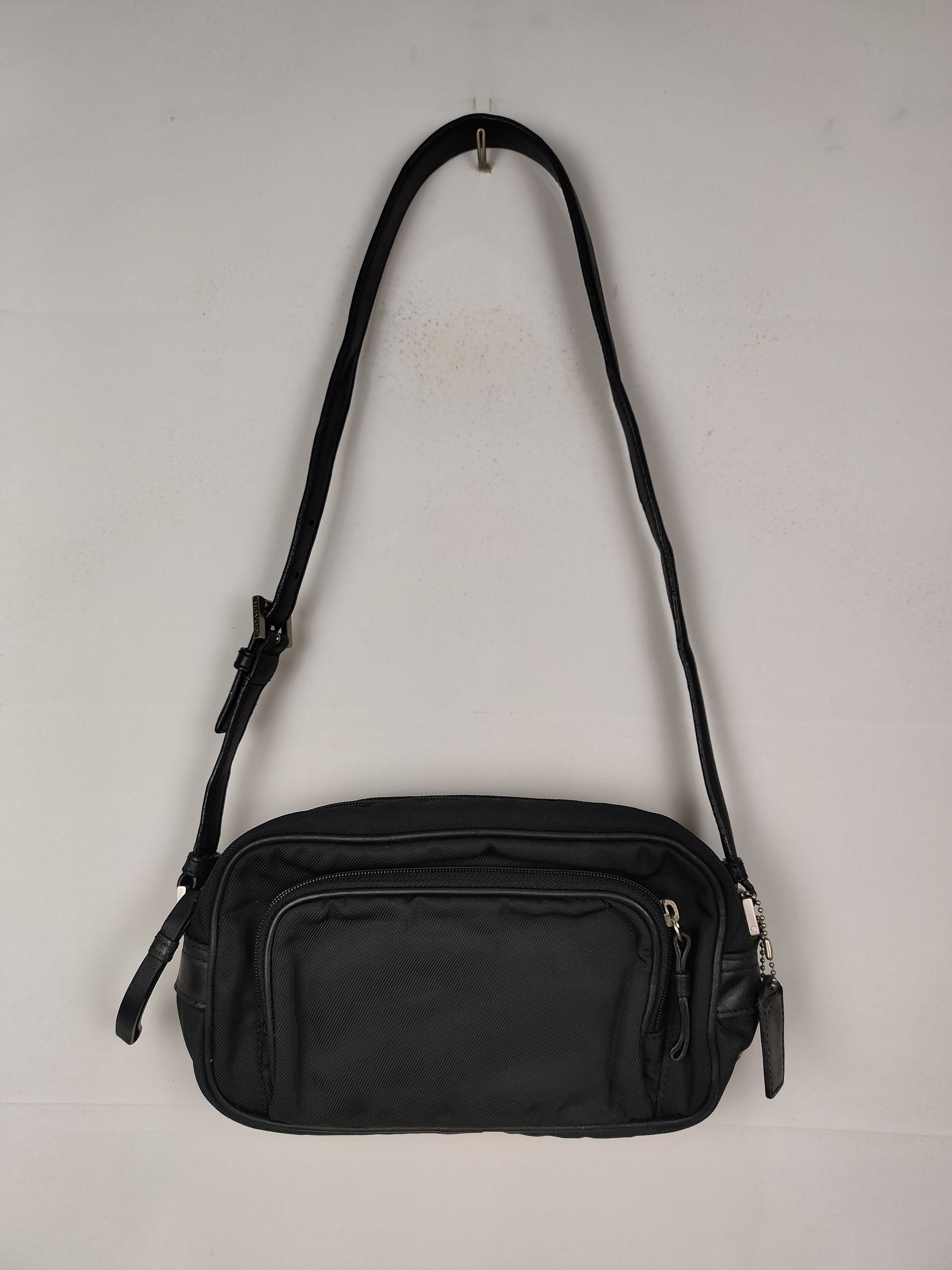 Coach Coach Boutique Sling Handbag Shoulder Size ONE SIZE - 1 Thumbnail