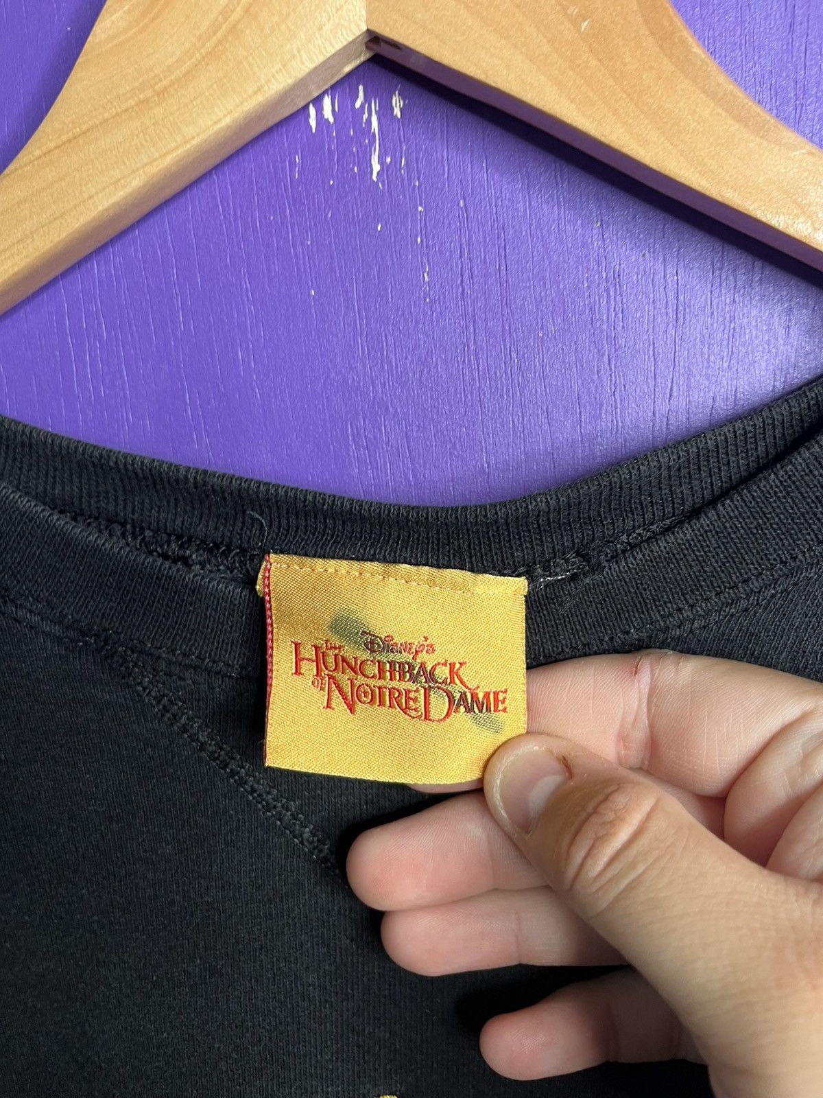 Disney × Vintage Vintage 90s Disney hunchback of Notre dame crewneck Size US XL / EU 56 / 4 - 4 Thumbnail