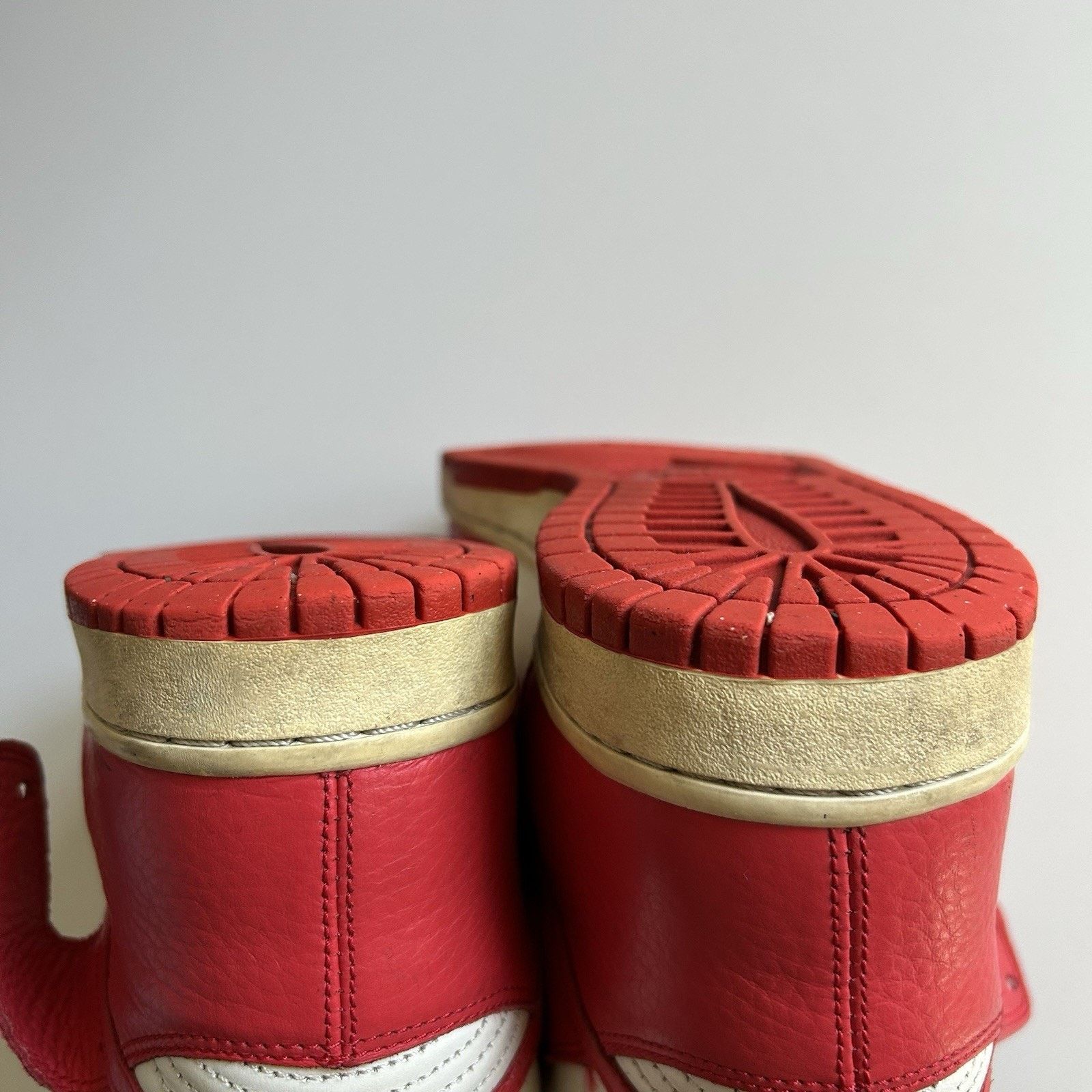Nike Vintage Nike Dunk High 2011 US 10 Pack Sail Action Red/White Size US 10 / EU 43 - 11 Thumbnail