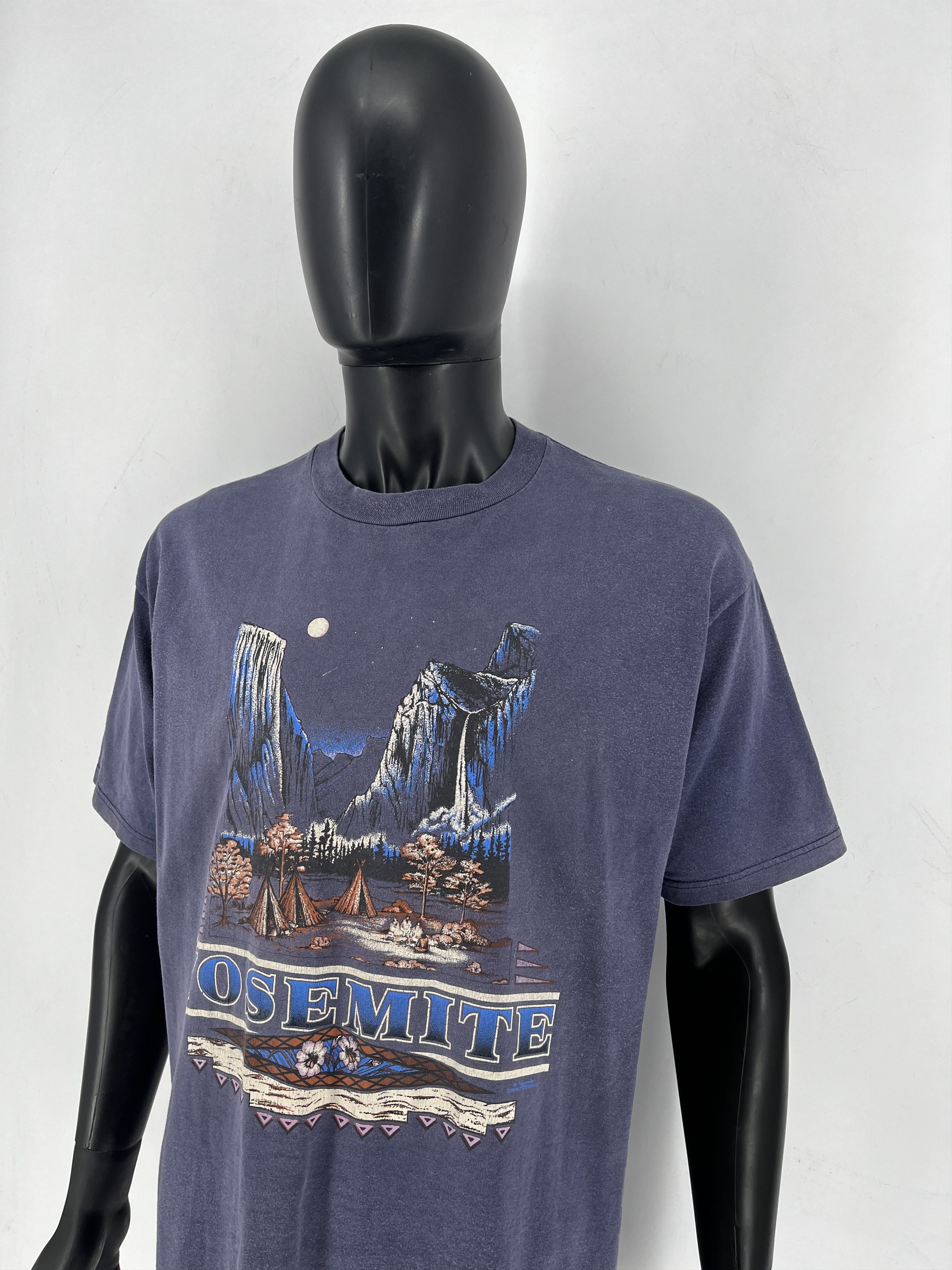 Vintage Vintage Yosemite Park Mountain Camp Moon Graphic Purple Size US XL / EU 56 / 4 - 5 Thumbnail