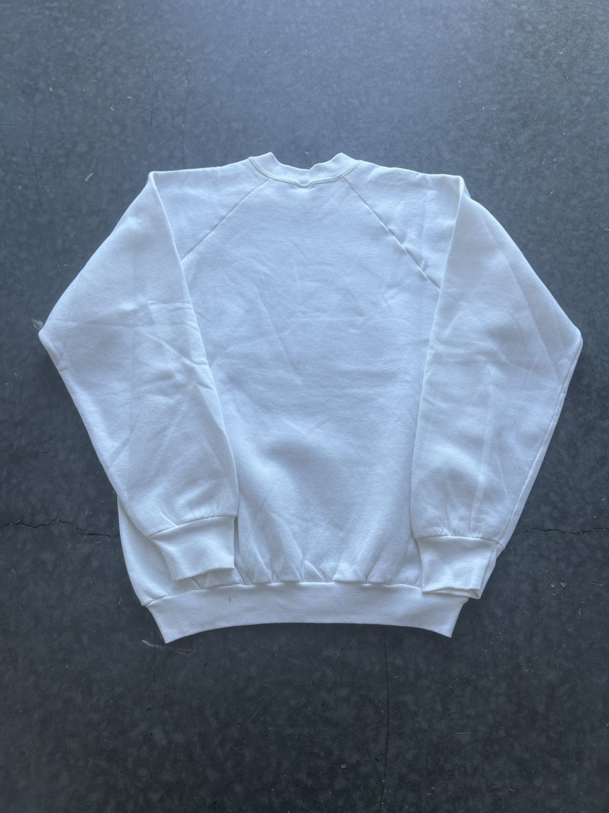 Fruit Of The Loom × Vintage Vintage 90s Jefferson School Raglan Sweatshirt Gothic Size US L / EU 52-54 / 3 - 6 Thumbnail