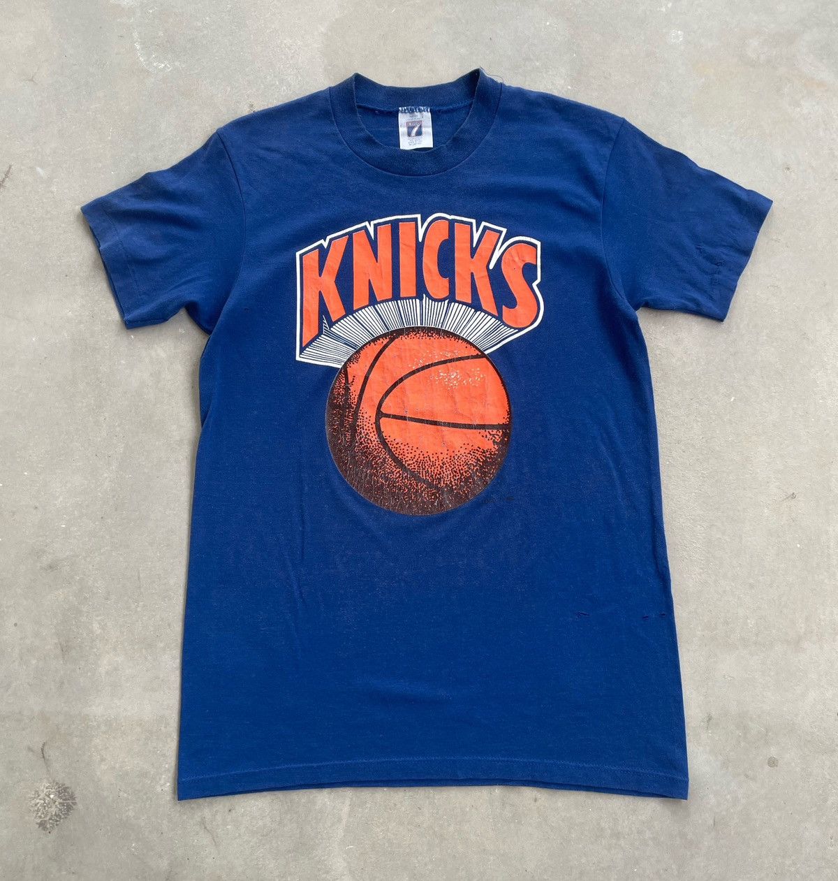 VINTAGE NEW YORK KNICKS TEE