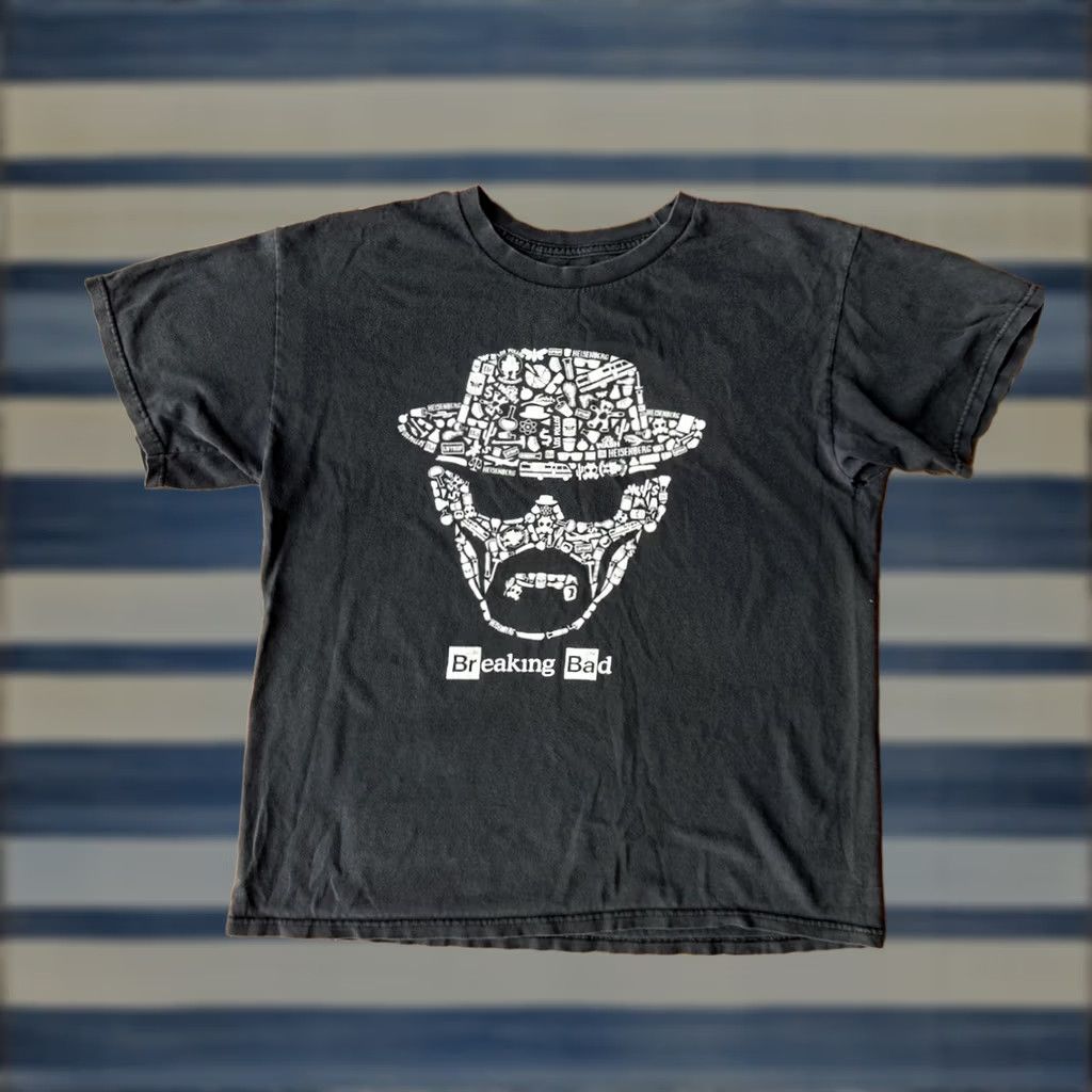 Vintage VINTAGE Breaking Bad Heisenberg TV Show Promo T-Shirt Large Black Cotton Graphic Print Short Sleeve Mens Regular Size US L / EU 52-54 / 3 - 1 Thumbnail