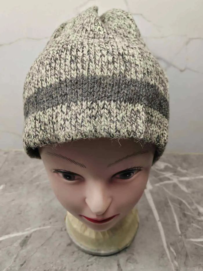 Vintage Vintage Unknown Wool Made In Usa Snowcap Beanie Size ONE SIZE - 1 Thumbnail