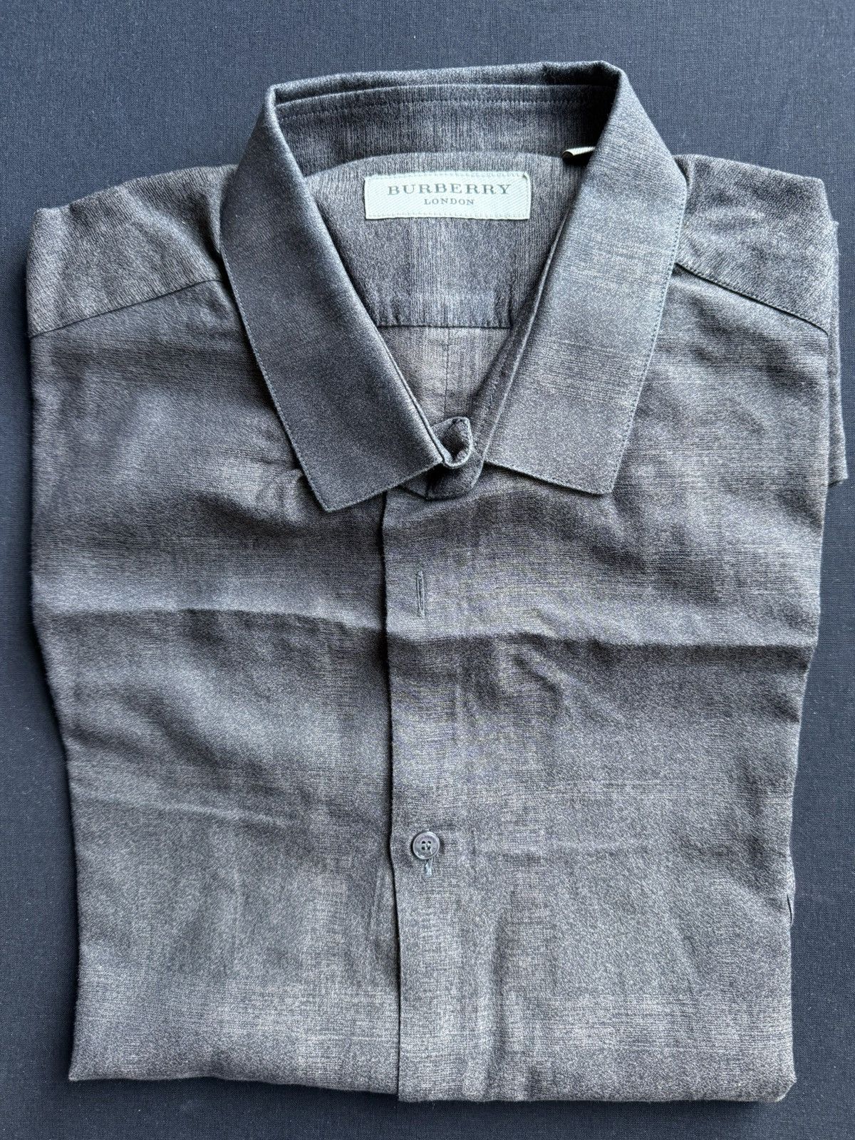 Burberry Burberry brown check shirt L Size US L / EU 52-54 / 3 - 2 Thumbnail