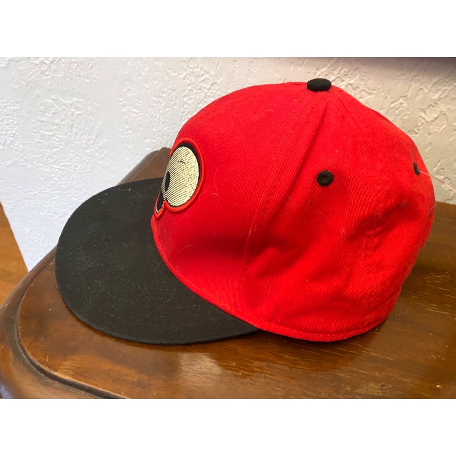 Gloverall deadmau5 Embroidered All over Logo Flat Bill Cap Hat SnapBack Mens Adjustable Red Baseball Cap Music 100% Cotton Thick Embroidered Logo Shirt None Size ONE SIZE - 2 Thumbnail