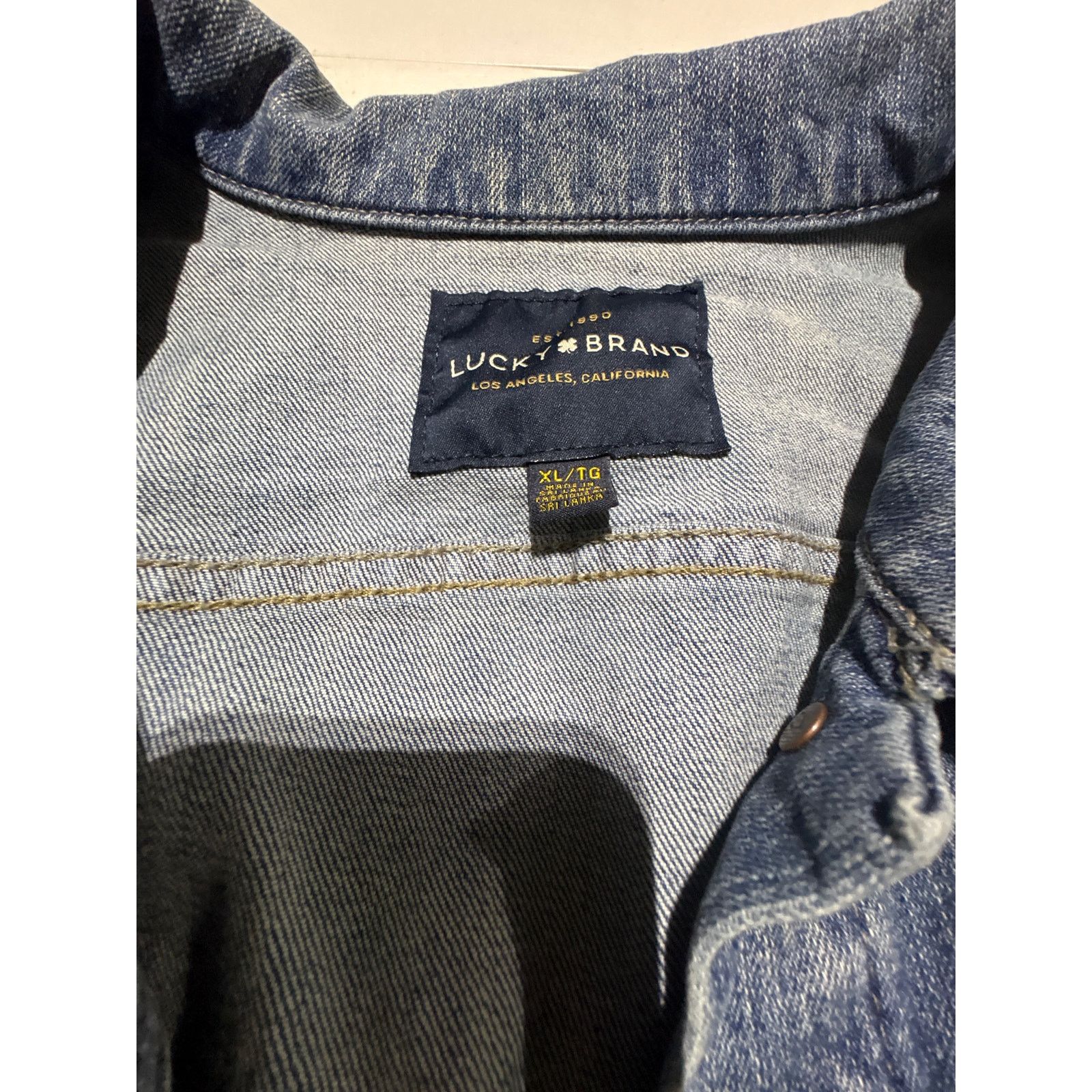 Lucky Brand Lucky Brand Women’s Denim Jacket XL Classic Button Front Size XL / US 12-14 / IT 48-50 - 2 Thumbnail
