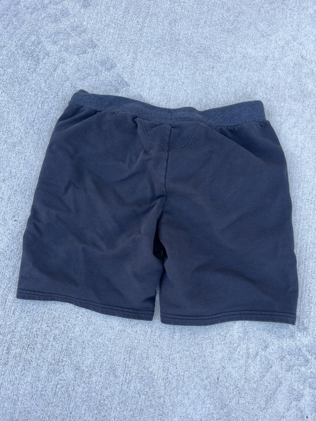 The North Face The North Face Shorts Size US 34 / EU 50 - 9 Thumbnail