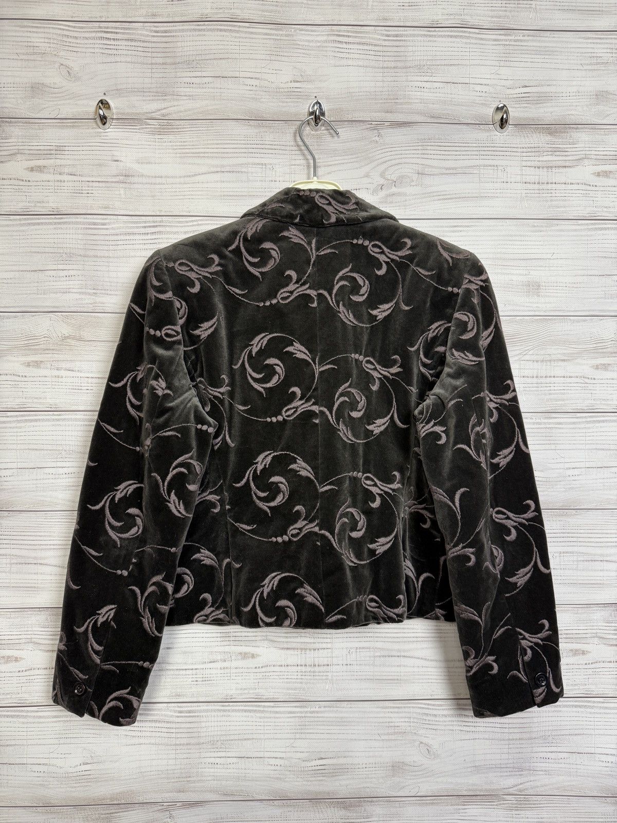 Burberry Burberry Velvet Jacket Over Logo Size Us 6 Size M / US 6-8 / IT 42-44 - 2 Thumbnail