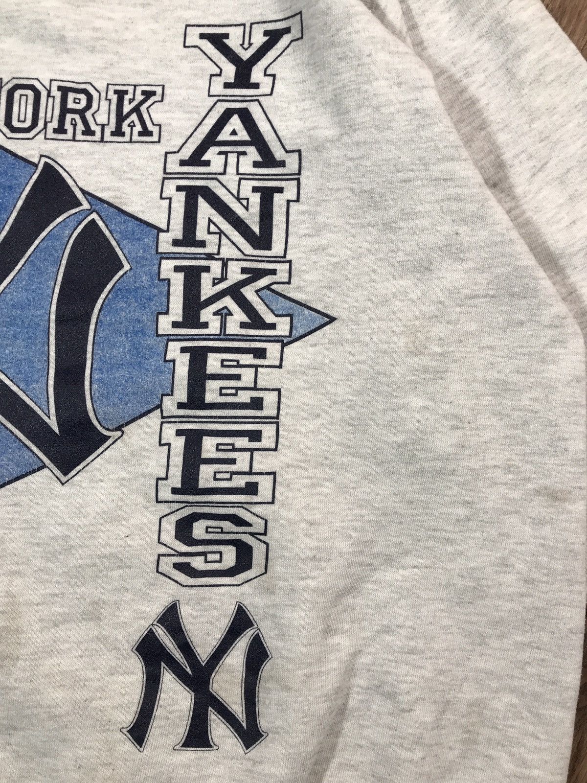 Jerzees × New York Yankees × Vintage Vintage Jerzees New York Yankees Sweatshirt Size US L / EU 52-54 / 3 - 7 Thumbnail