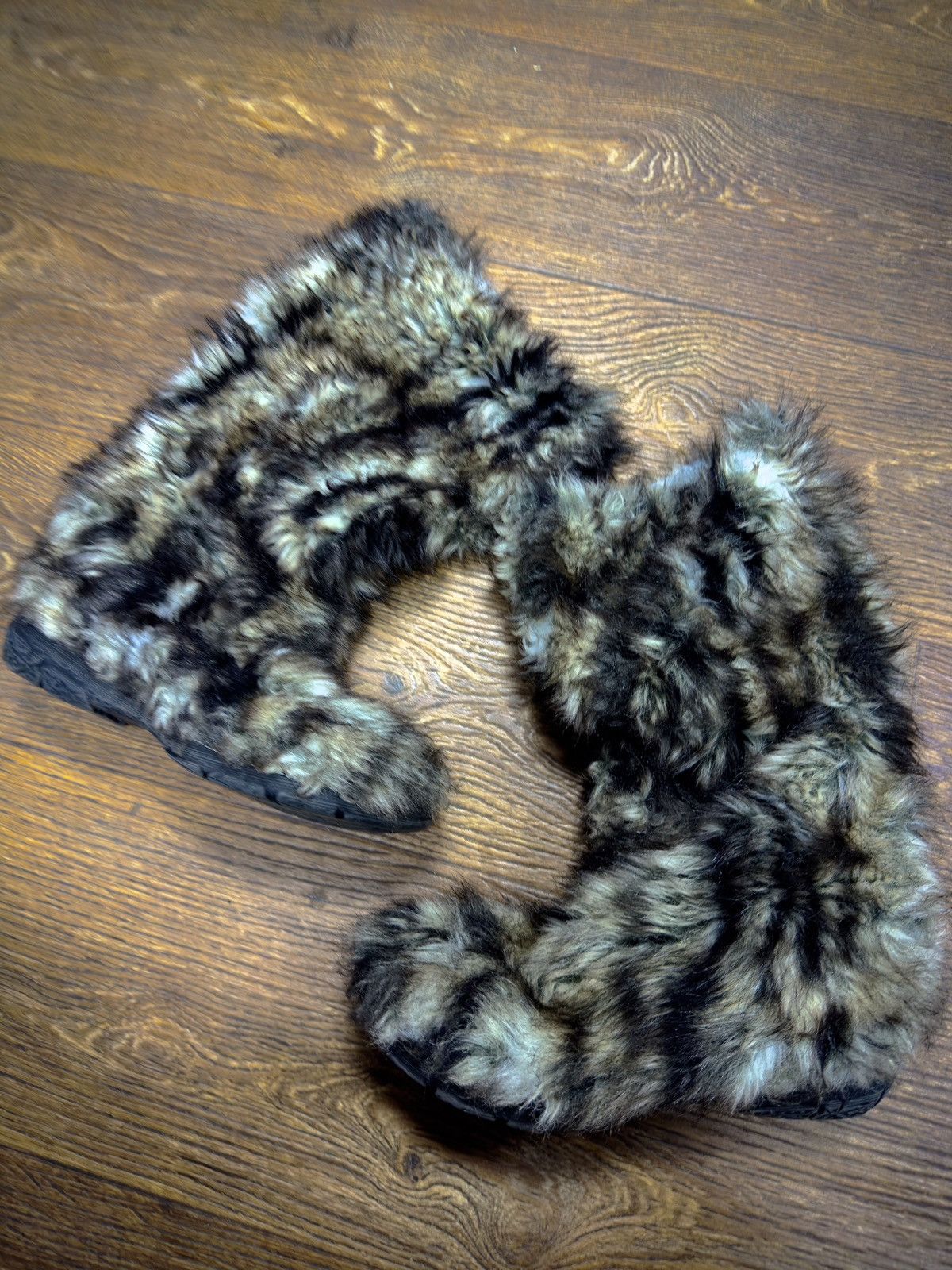 If Six Was Nine × Japanese Brand × Moon Boot Vintage Fur Rick Owens Style Yeti Boots Size US 8 / IT 38 - 1 Thumbnail