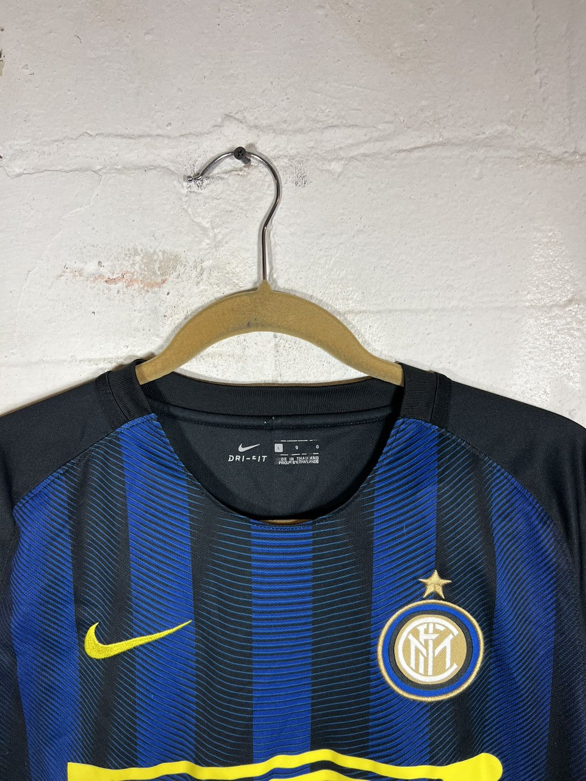 Nike Nike Inter Milan Home Authentic 2016/2017 Jersey Soccer Size US L / EU 52-54 / 3 - 3 Thumbnail