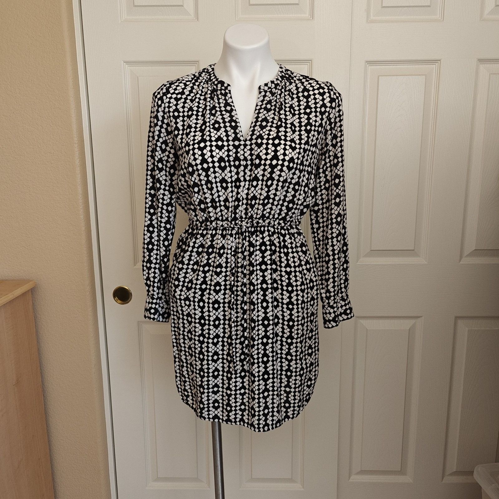 ann taylor loft lace dress Ann Taylor loft lace dress Petite L (12-14)