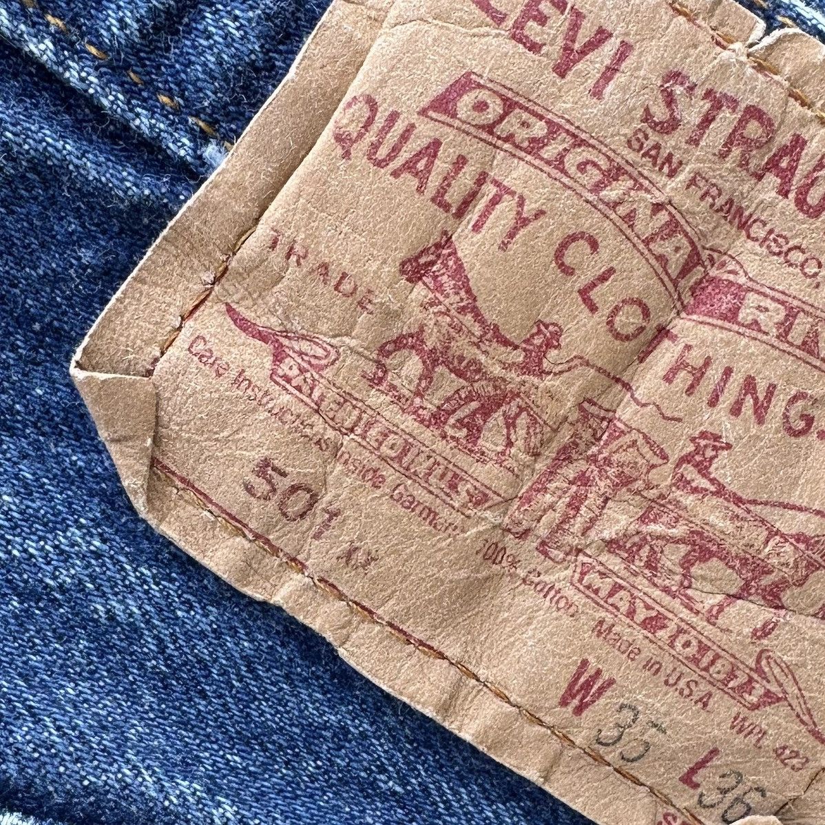 Levi's Vintage Levi’s 501xx Jeans 32x34 Made In USA Button Fly 80s Size US 32 / EU 48 - 4 Thumbnail