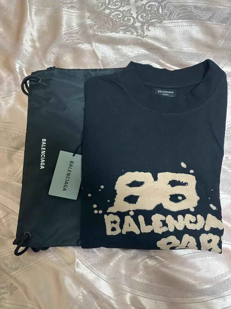 Balenciaga Balenciaga Classic Rendered Splatter Short Sleeve Size US M / EU 48-50 / 2 - 9 Thumbnail