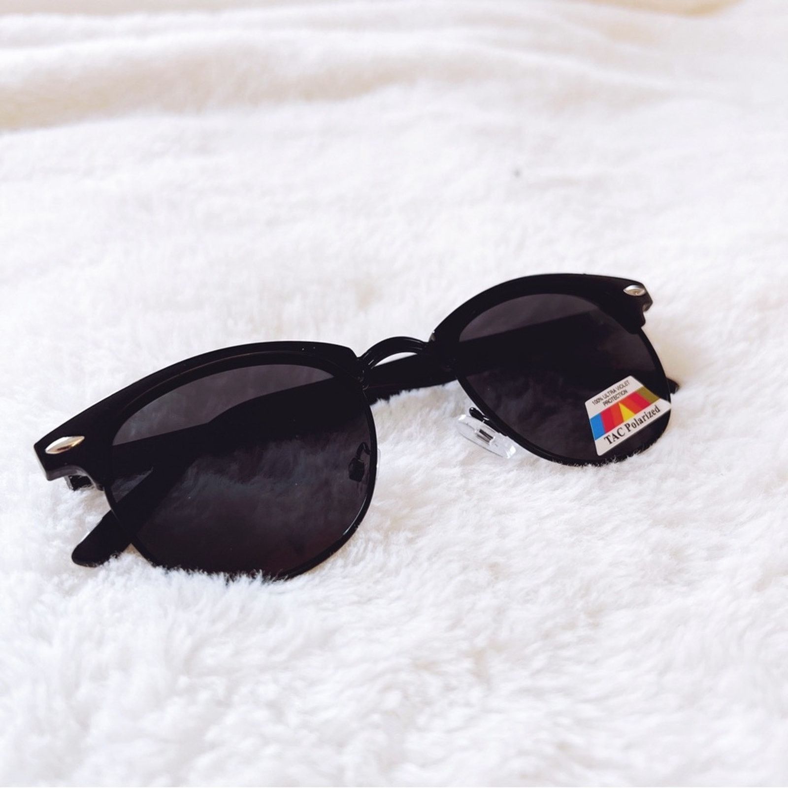 Other Theo Black Sleek Modern Sunglasses Size ONE SIZE - 1 Thumbnail