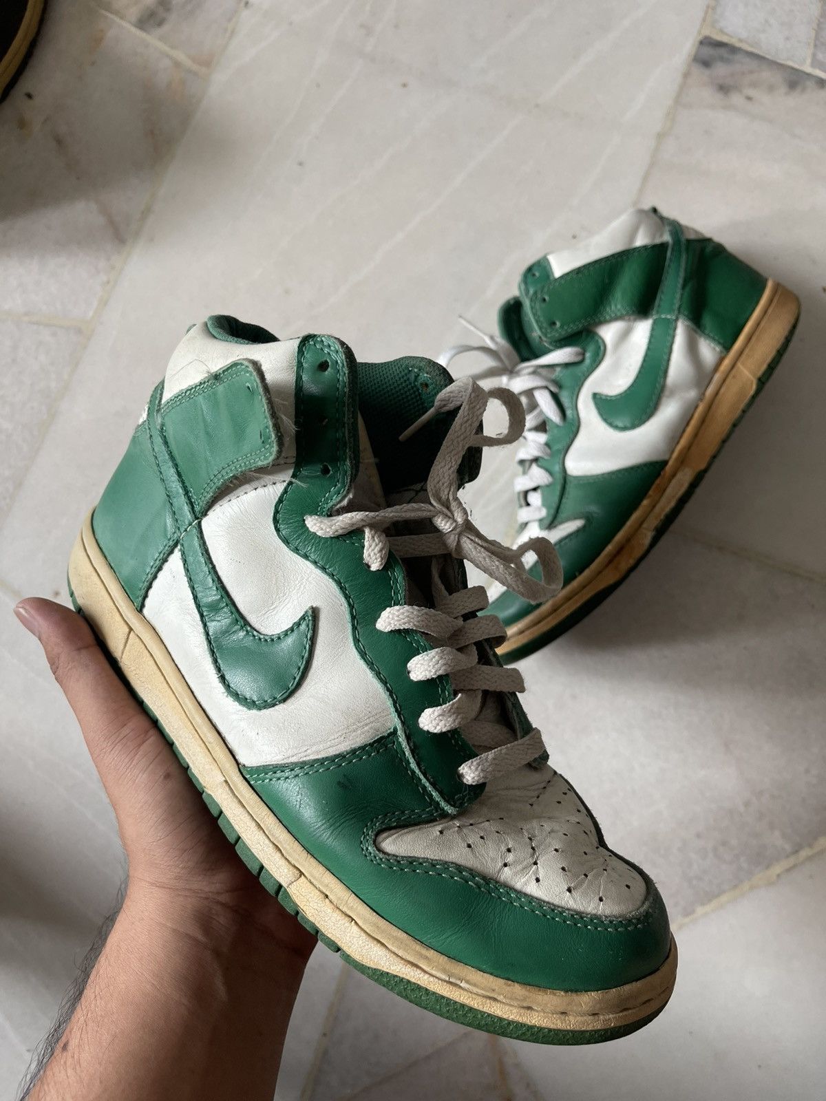 Nike Nike Dunk Celtic Green Size US 9 / EU 42 - 2 Thumbnail