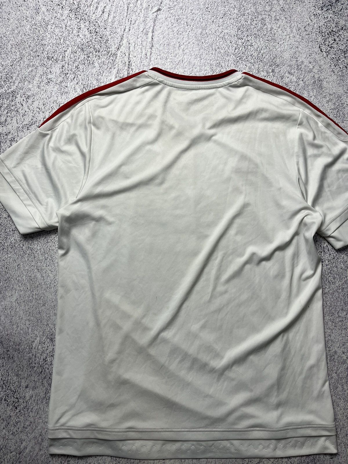 Nike Adult Adidas Manchester United Jersey 2015\16 Size US L / EU 52-54 / 3 - 19 Thumbnail