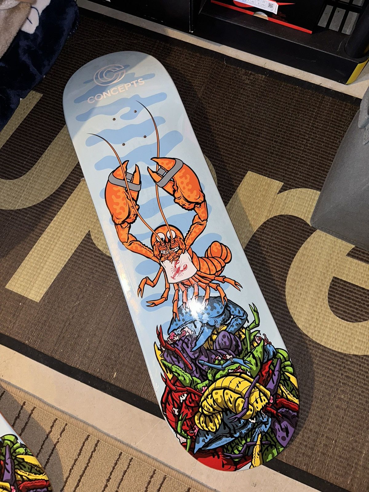 cncpts green lobster