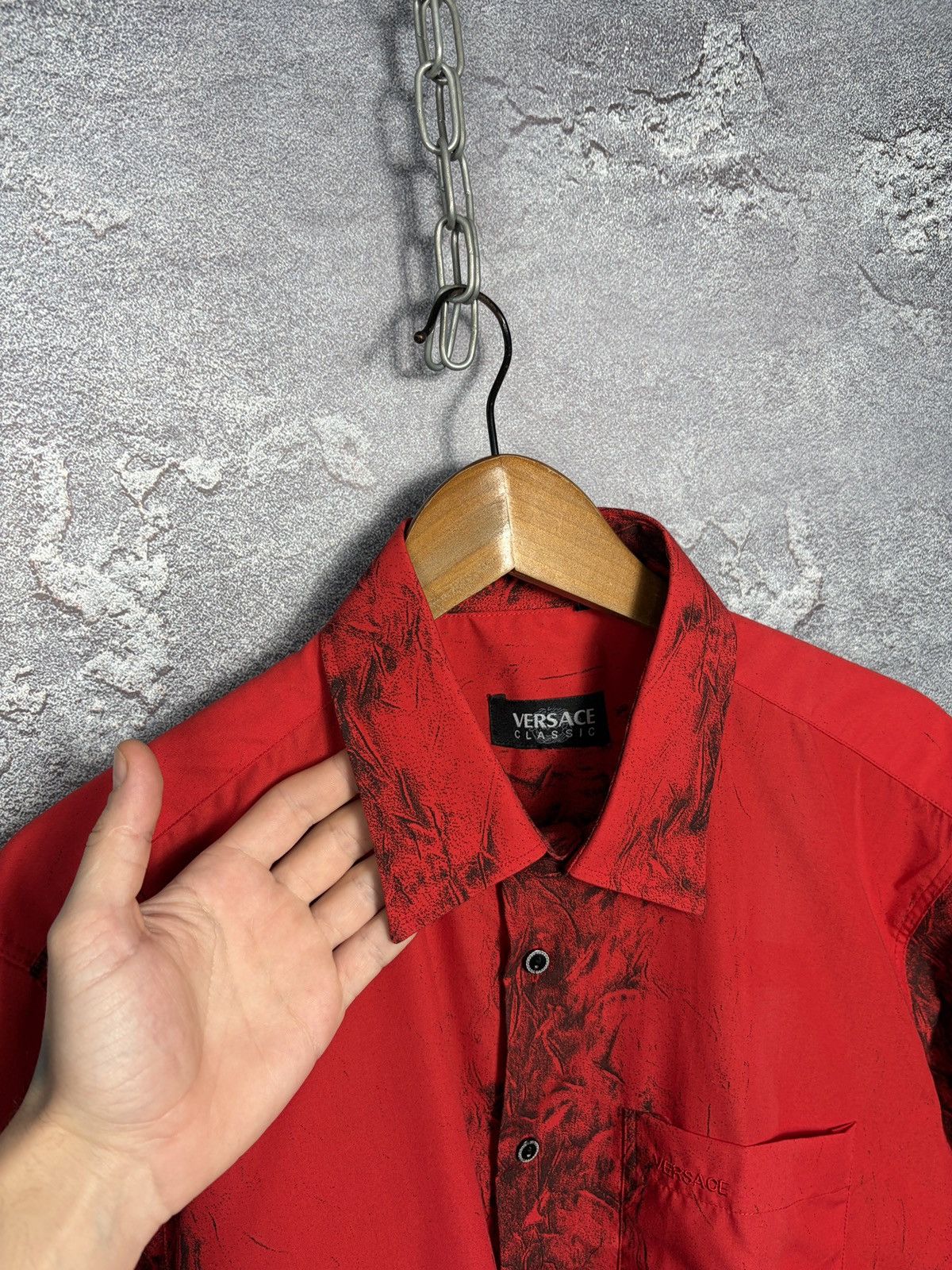 Versace Vintage Versace Red Abstract Pattern Hawaii Shirt Size US M / EU 48-50 / 2 - 10 Thumbnail