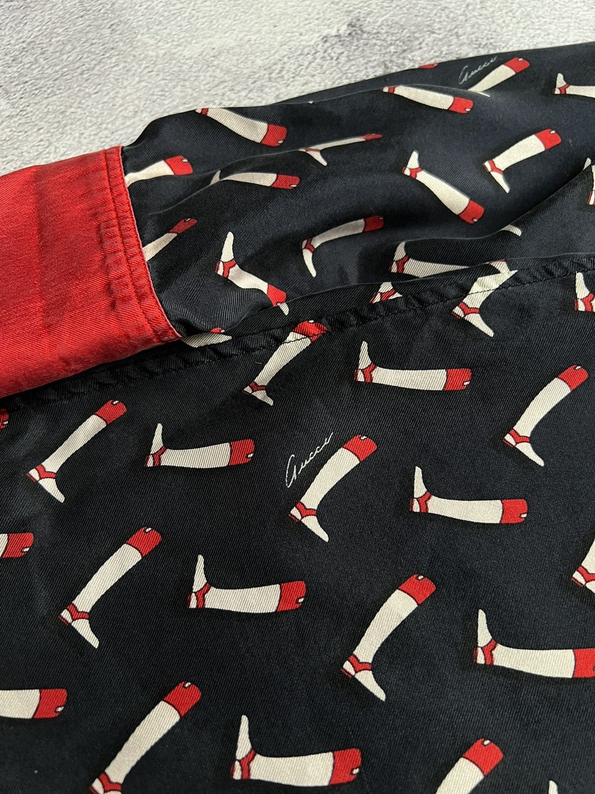Gucci Gucci Vintage Navy Silk Riding Boot Print Shirt Size 42 Size M / US 6-8 / IT 42-44 - 6 Thumbnail