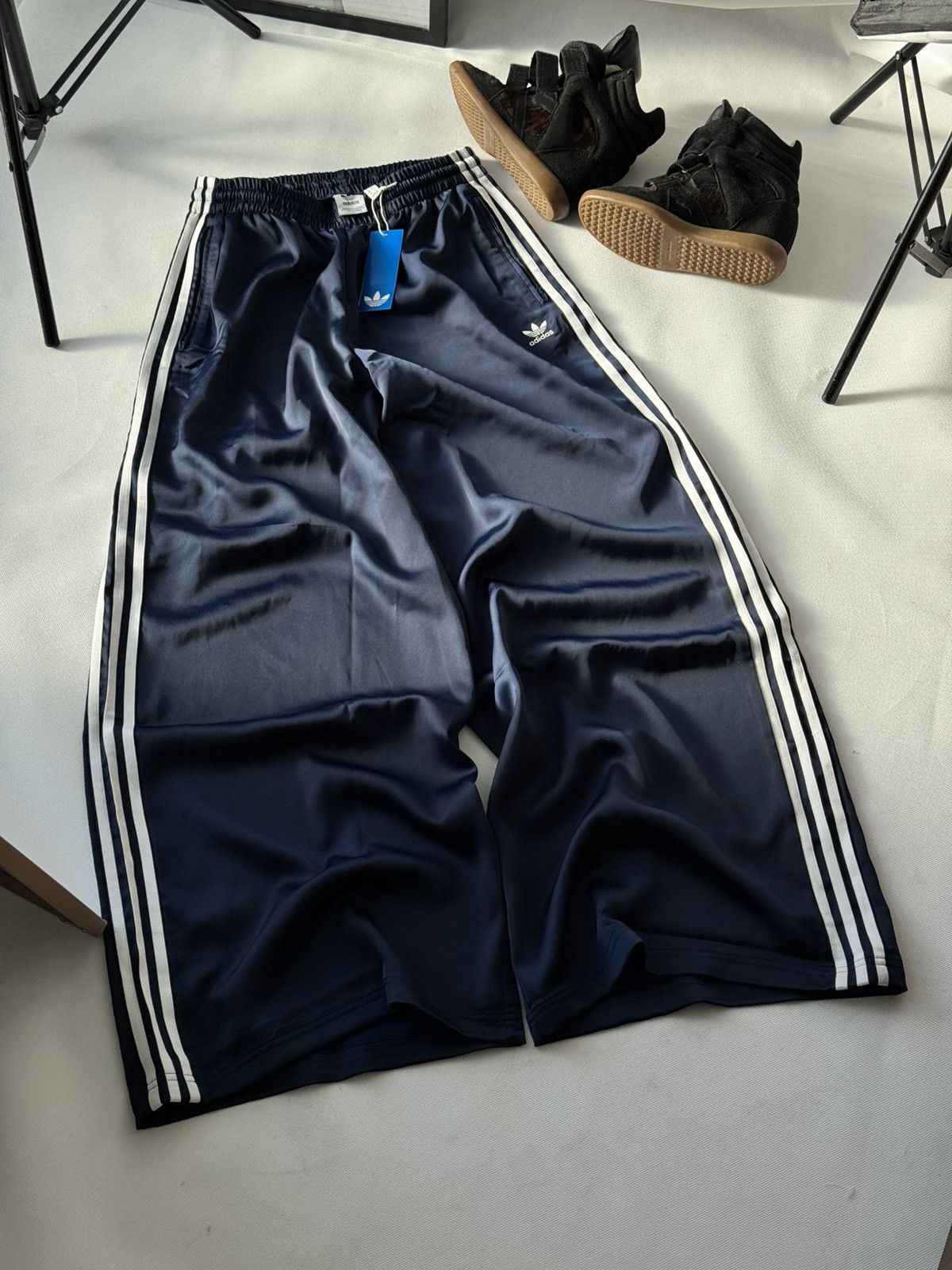 Adidas Adidas Balenciaga Style baggy Track Pants Hype Sweatpants Size US 32 / EU 48 - 8 Thumbnail