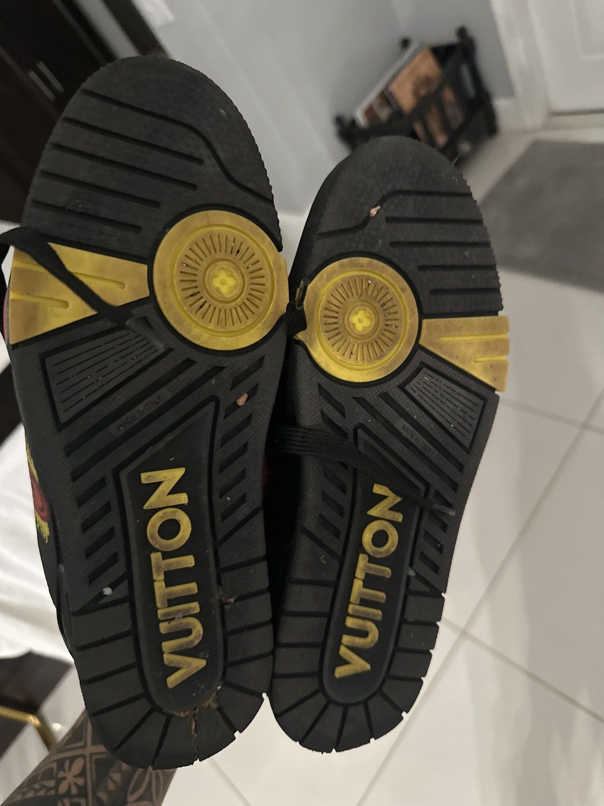 Louis Vuitton × Yayoi Kusama louis vuitton yayoi kusama sneakers Size US 8 / EU 41 - 5 Thumbnail