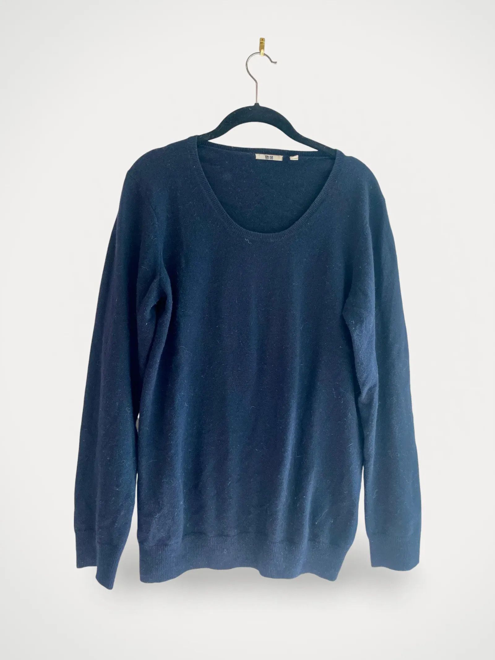 Uniqlo Uniqlo Sweater Size XL / US 12-14 / IT 48-50 - 1 Thumbnail
