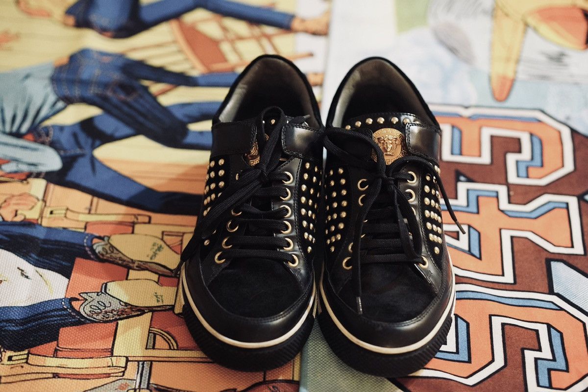 Versace Versace rivet casual shoes Size US 7 / EU 40 - 2 Thumbnail