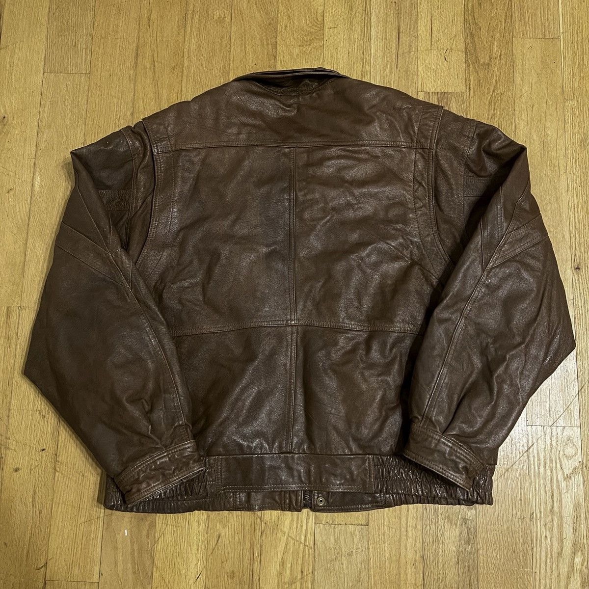 Other Vintage Brown Leather Bomber Jacket • Paisley Lining • XL Size US XL / EU 56 / 4 - 5 Thumbnail