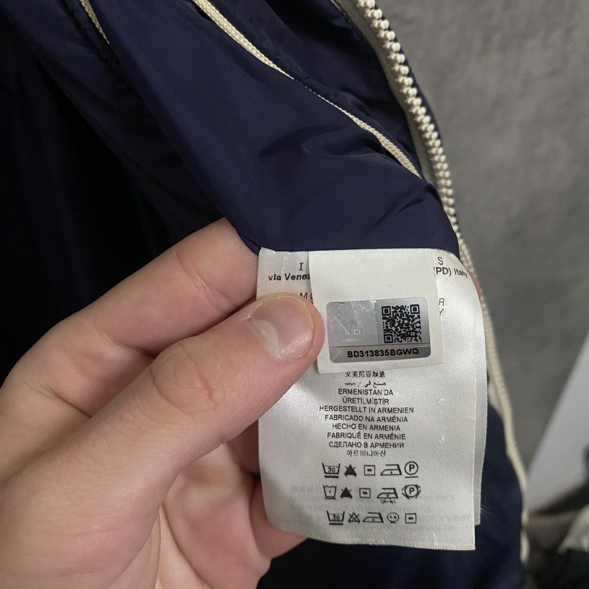 Moncler Vintage Moncler Nylon Jacket Rare Size US L / EU 52-54 / 3 - 12 Thumbnail