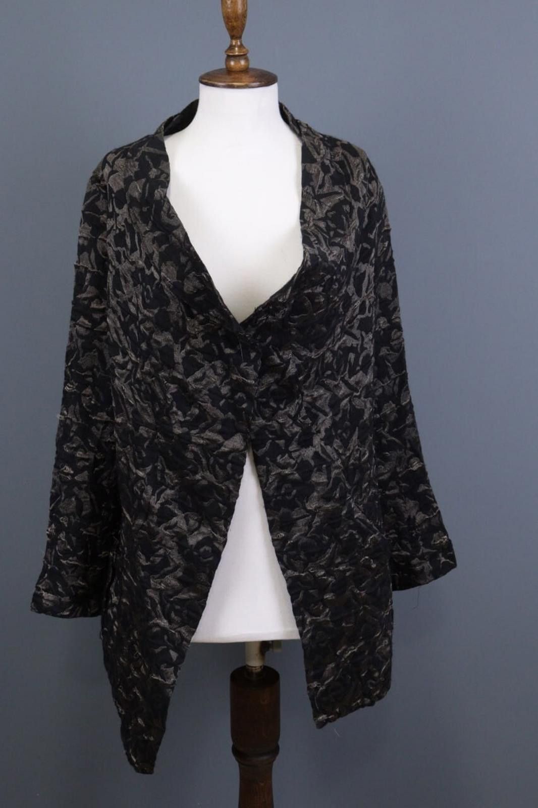 Designer Ischiko Black Lagenlook Wool Knit Cardigan Sweater US 12 Size XL / US 12-14 / IT 48-50 - 1 Thumbnail