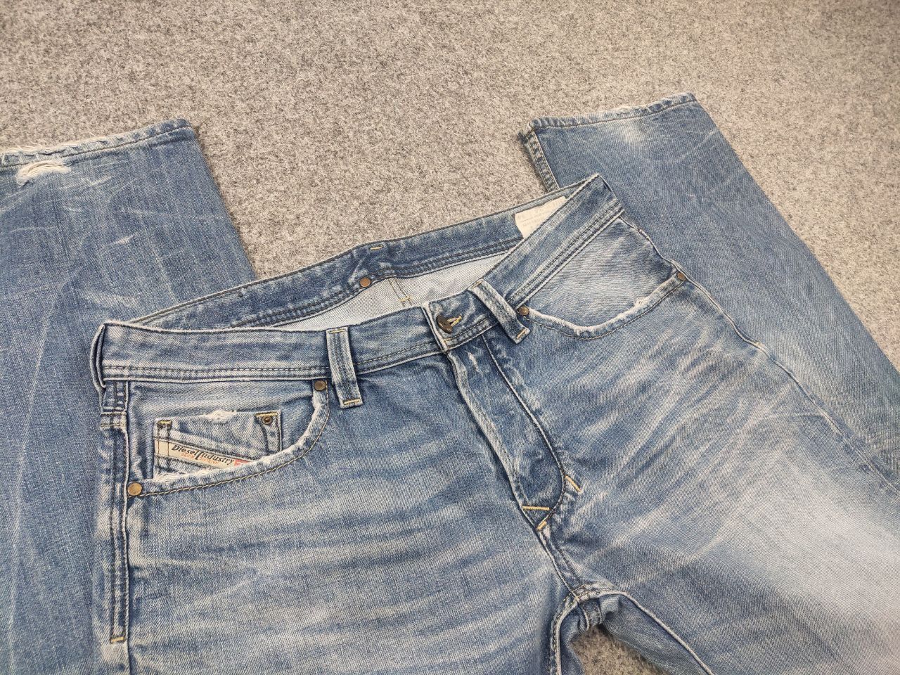 Diesel Vintage 90's Diesel Larkee Faded Distressed Denim jeans Size US 34 / EU 50 - 11 Thumbnail