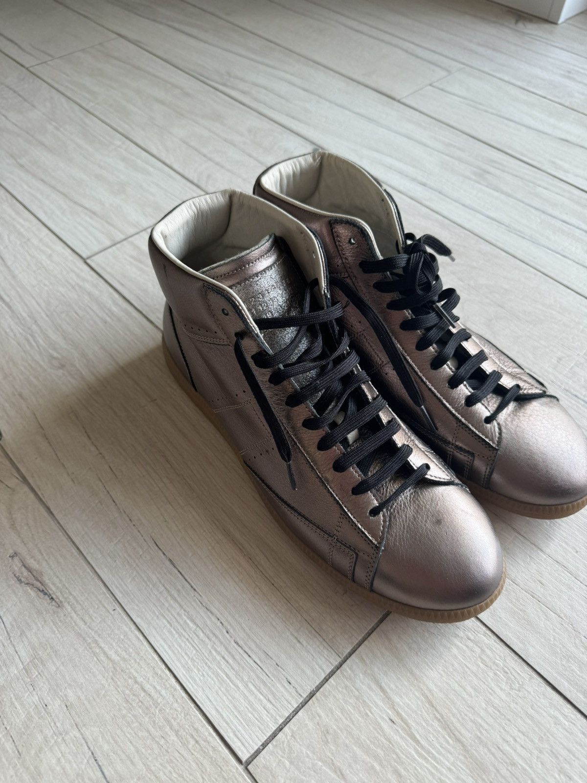 Maison Margiela Maison Margiela Foil Effect Brown High Top Sneakers Size US 11 / EU 44 - 3 Thumbnail