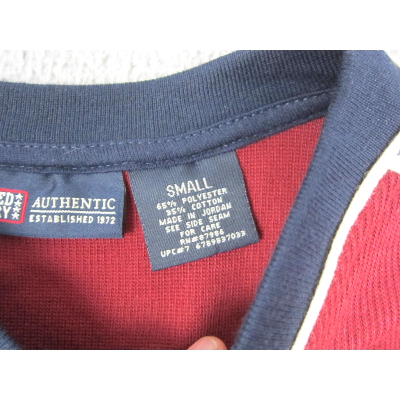 Faded Glory VINTAGE Faded Glory Shirt Mens S Red Knit V-Neck Striped Long Sleeve Thermal Shirt Size US S / EU 44-46 / 1 - 4 Thumbnail