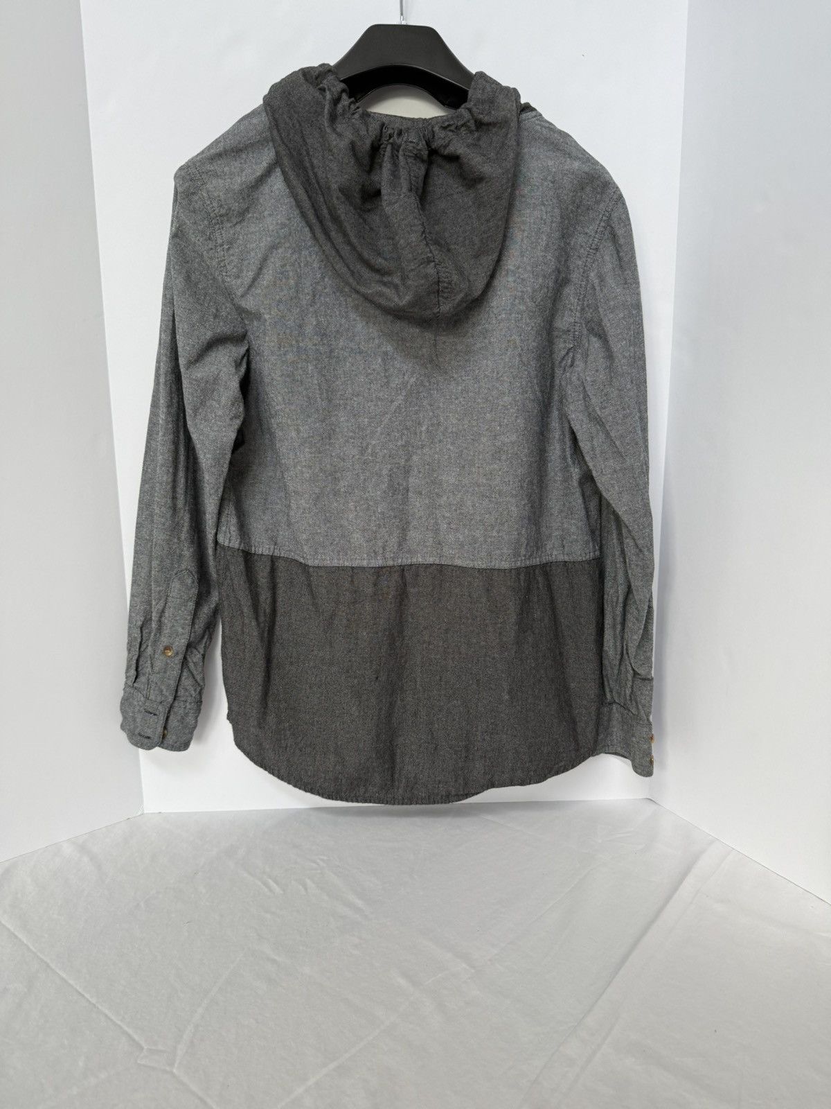 Dravus Dravus men’s long sleeve button-up hooded shirt in two-tone Size US S / EU 44-46 / 1 - 3 Thumbnail