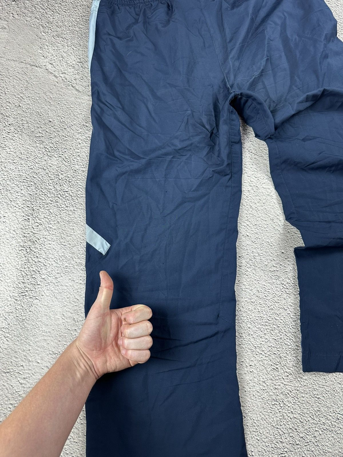 Nike Vintage Nike Track Pants Nylon Baggy Y2K Drill Style Size 34" / US 12 / IT 48 - 12 Thumbnail