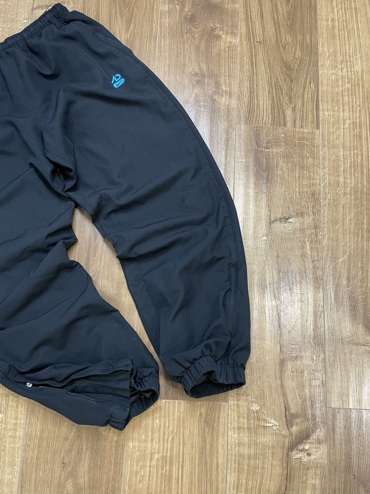 Nike Vintage Nike AD Y2K 90’s Style Nylon Swoosh Drill Pants Size US 36 / EU 52 - 2 Thumbnail