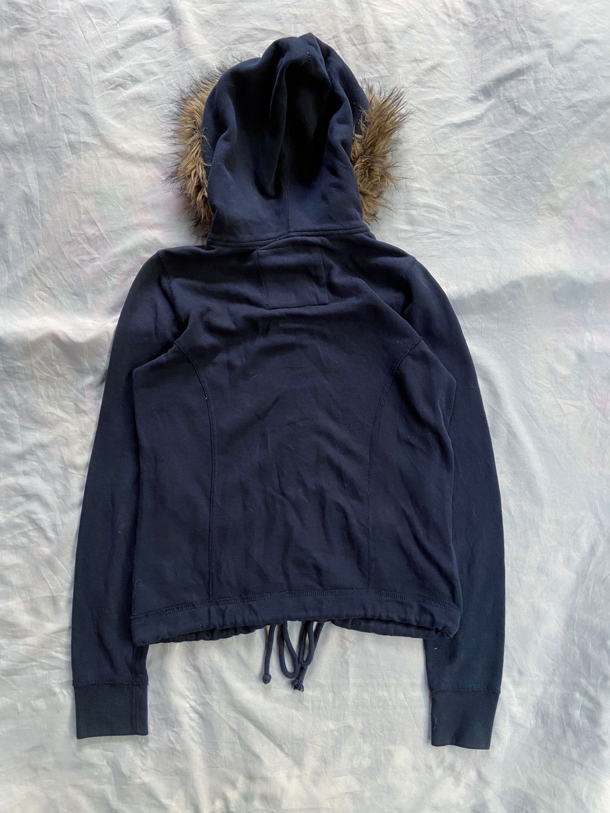 Japanese Brand HOLLISTER FAUX FUR ZIP HOODIE Size US S / EU 44-46 / 1 - 12 Thumbnail