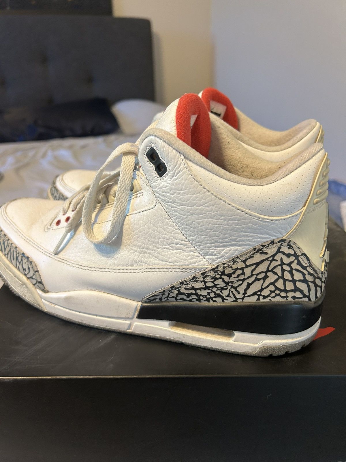 Jordan Brand White Cement Jordan 3 Size 11 Size US 11 / EU 44 - 6 Thumbnail