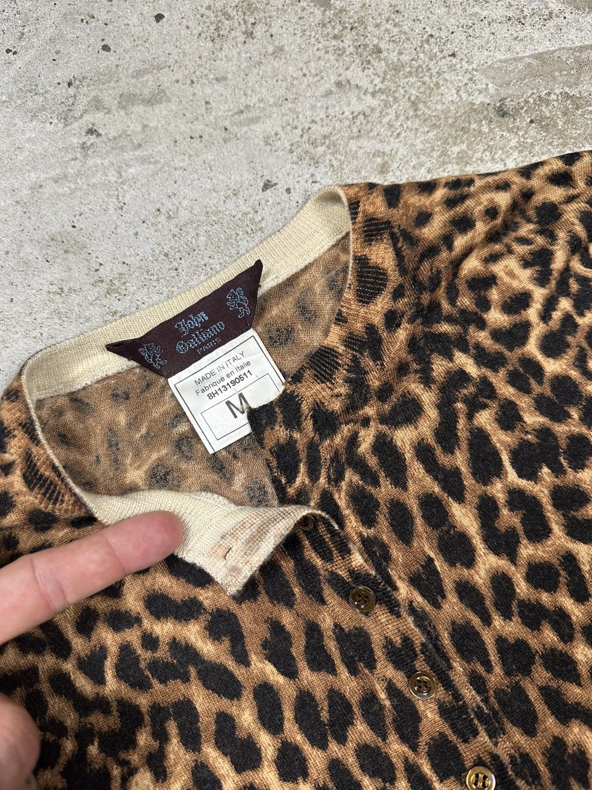 John Galliano Vintage 2000s John Galliano Leopard Print Cashmere Cardigan Size M / US 6-8 / IT 42-44 - 9 Thumbnail