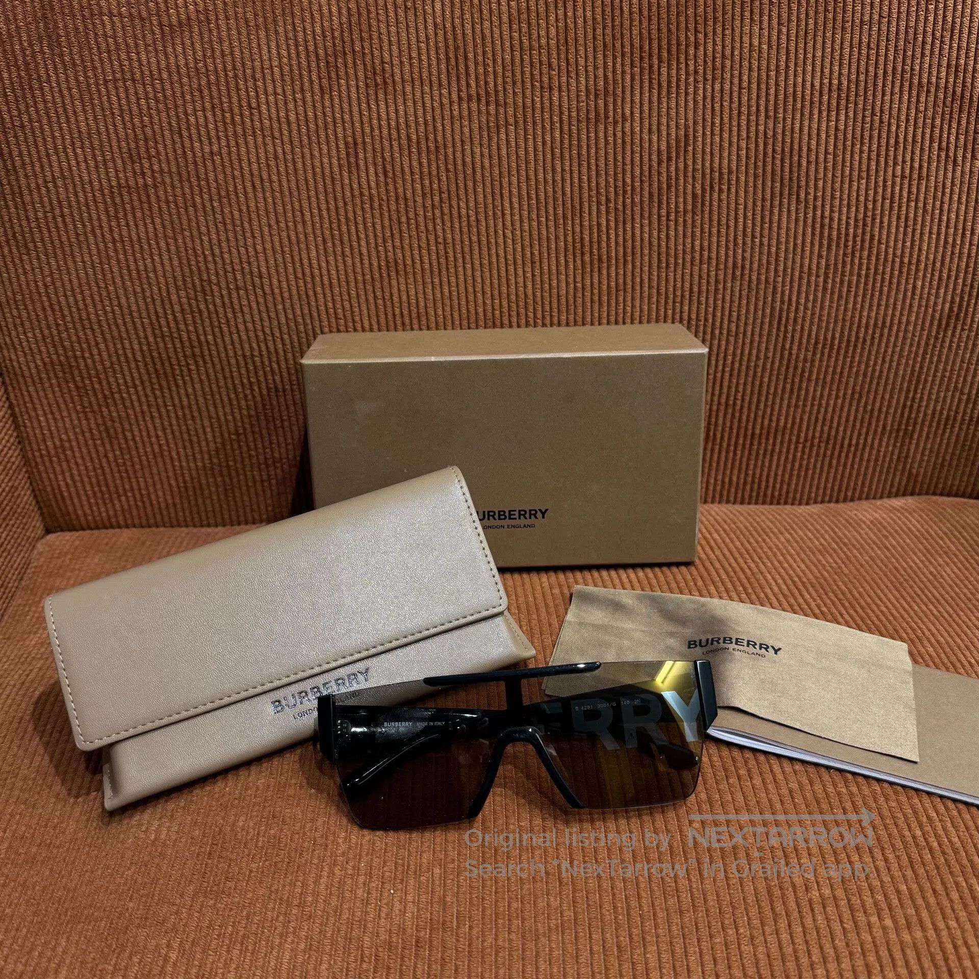 Burberry Burberry Large Logo Sunglasses. Size ONE SIZE - 1 Thumbnail