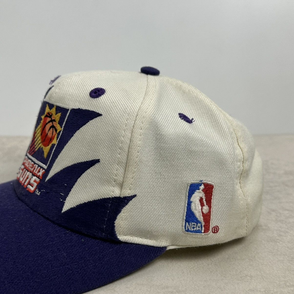 Logo Athletic × NBA × Vintage Vintage 90s Shark Tooth Phoenix Suns Gen 1 Hat Size ONE SIZE - 3 Thumbnail