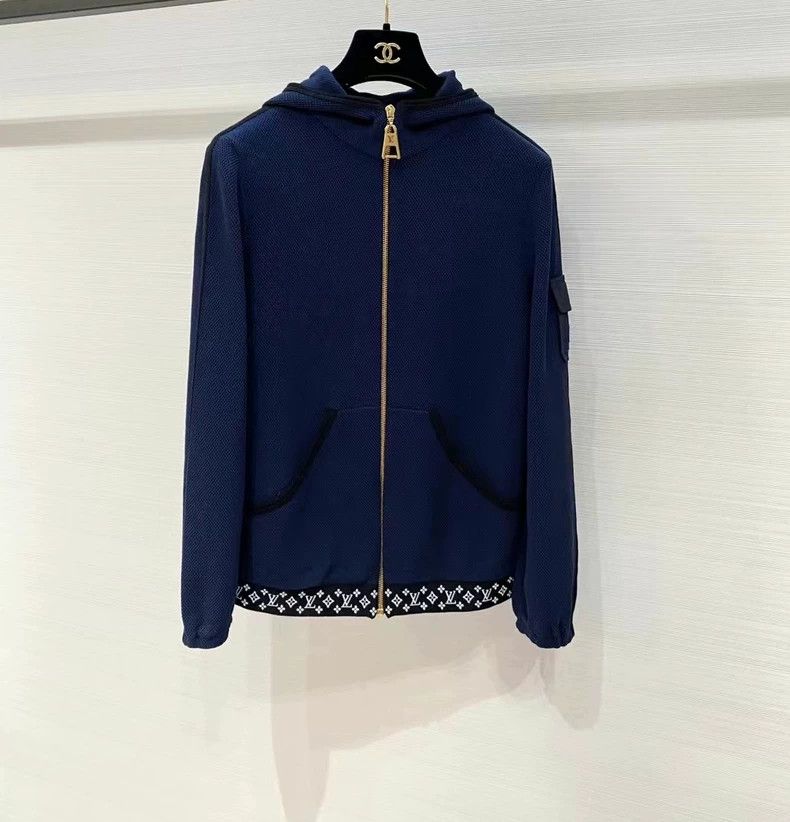 Louis Vuitton Louis Vuitton Knit Zip Hooded Jacket 2502-Nextarrow Size US S / EU 44-46 / 1 - 1 Thumbnail