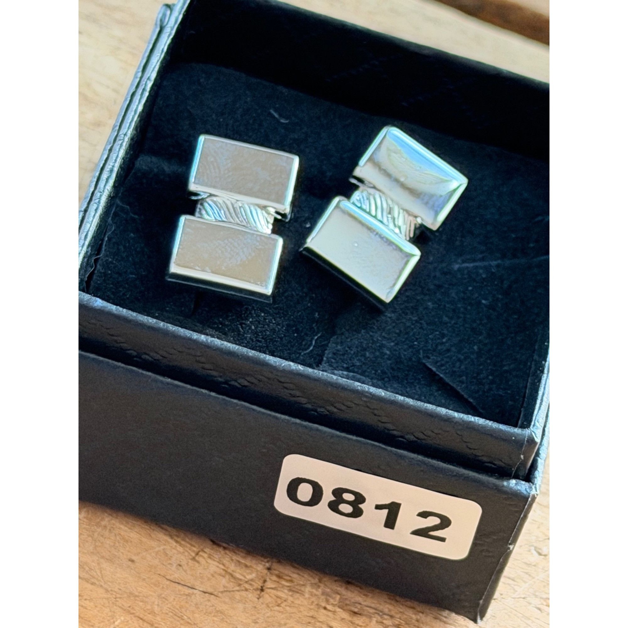Other Silver Square Cufflinks With Ribbed Detail In Gift Box Size ONE SIZE - 2 Thumbnail